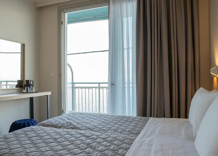 Hotel Zefyros Sea View 3*