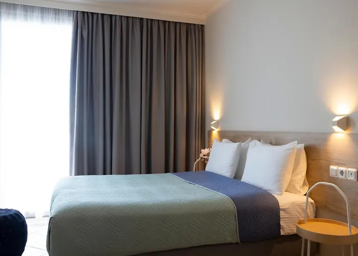 Zefyros Sea View 3*