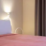 מלון Zefyros Sea View 3*