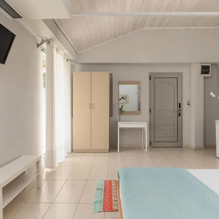 Zefyros Sea View Szálloda Platamónasz