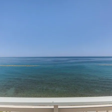 Szálloda Zefyros Sea View Platamónasz