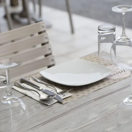 Szálloda Zefyros Sea View 3*