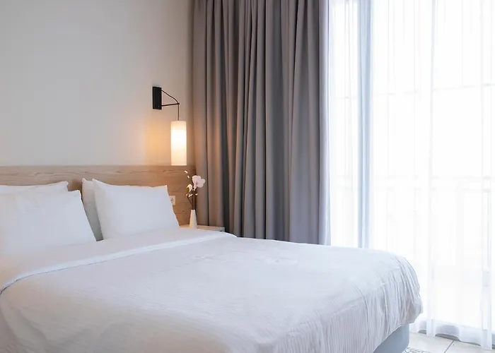 Отель Zefyros Sea View