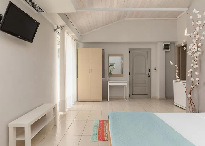 Zefyros Sea View Отель Платамонас