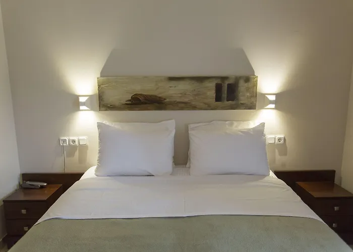 Отель Zefyros Sea View Платамонас